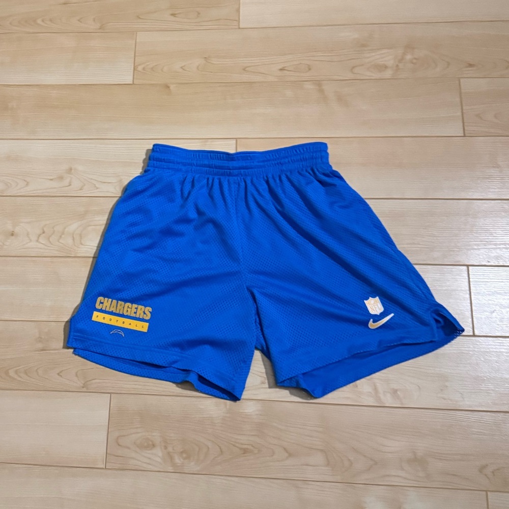 Los Angeles Chargers Nike 2024 Sideline Performance Mesh Shorts - Powder Blue